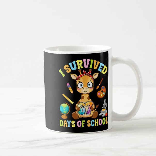 I Survived Six Seven Days Of School Cute Giraffe S Kaffemugg (Höger)