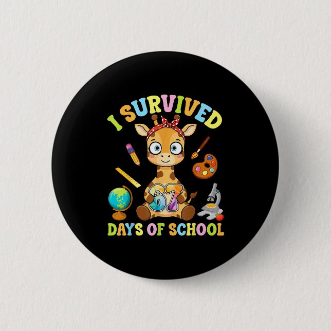 I Survived Six Seven Days Of School Cute Giraffe S Knapp (Framsida)