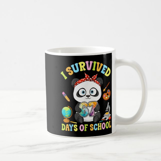 I Survived Six Seven Days Of School Cute Panda Stu Kaffemugg (Höger)