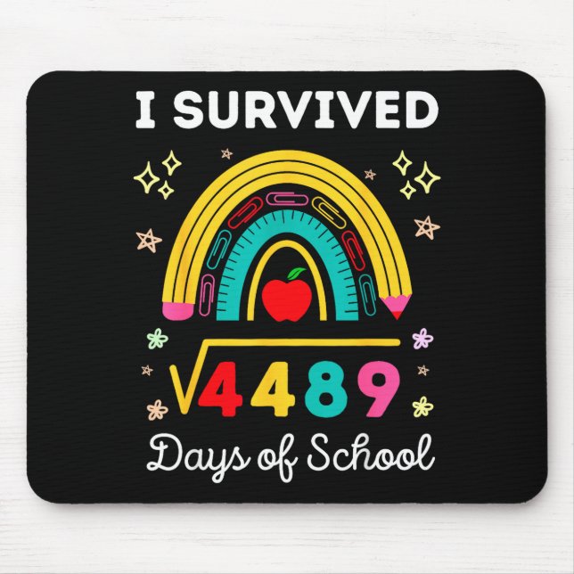 I Survived Square Root 4489 67 Days Of School Math Musmatta (Framsidan)