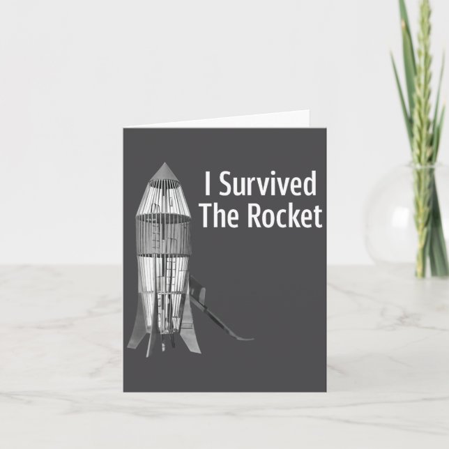 I Survived The Rocket Funny Apparel  Kort (Framsida)