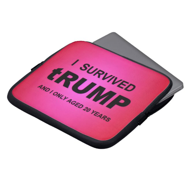 I Survived tRUMP Laptop Fodral (Framsida topp)