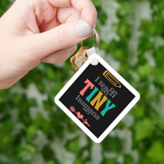 I Teach Tiny Humans Nyckelring (Hand)