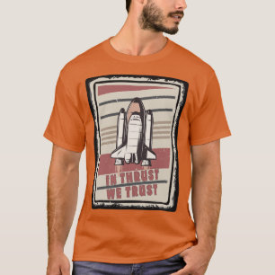 I utfall litar vi på motorns rymdskepp SpaceStars T Shirt