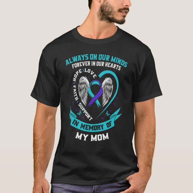 I våra Hearts Suicide Awareness Memori från Mamma T Shirt (Framsida)