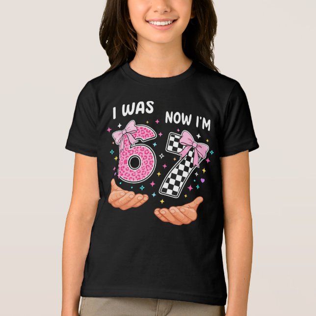 I was 6 now I'm 7 cute birthday numbers T Shirt (Framsida)