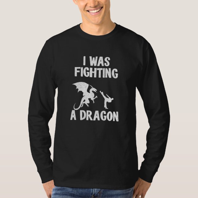I Was Fighting A Dragon After Surgery Recovery Bro T Shirt (Framsida)