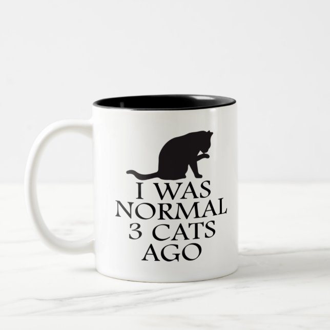 i-was-normal-3-cat-ago-lustig-cat Två-Tonad mugg (Vänster)