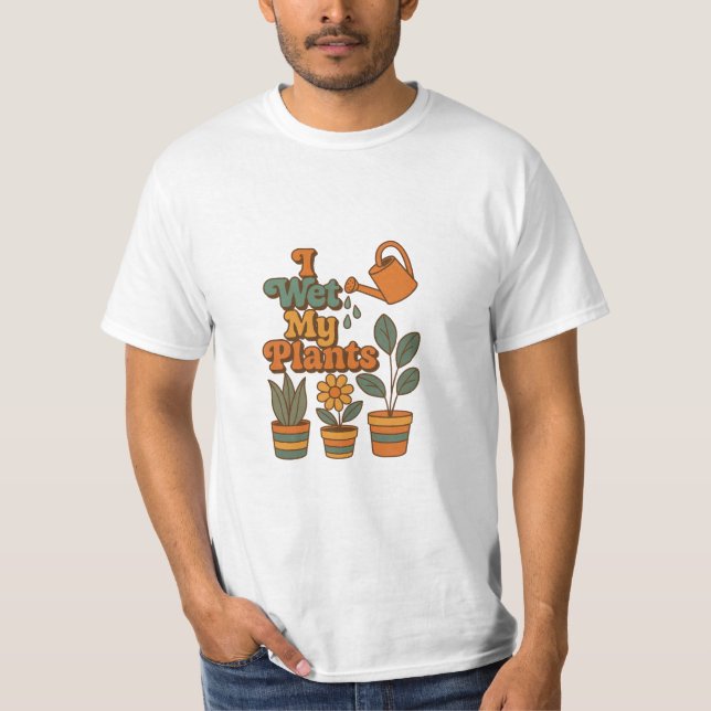 I Wet My Plants – Retro 70s Stripes T Shirt (Framsida)
