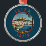 Ibiza Spain Retro Distress Circle Julgransprydnad Metall<br><div class="desc">Ibizas retro-vektorresedesign. Ibiza är en av Balearerna,  en skärgård i Spanien i Medelhavet.</div>