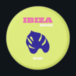 Ibiza, Spanien, Travel Art, Preppy, Grönt Magnet<br><div class="desc">En vacker resekonst som fångar Ibizas soliga dagar. Det är en perfekt som tillkommer ställe och skulle göra ett underbart tillskott till ditt liv,  särskilt om du är tittar för en grönt estetisk.</div>