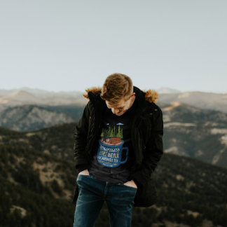 Ibland äter man örat utomhus | Manar T-Shirt