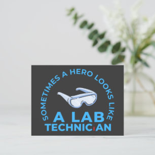 IBLAND SER EN HERO UT SOM EN LAB-TEKNIKEN VYKORT