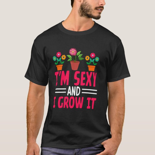 Ibland vattnar jag mina växter t shirt (Framsida)