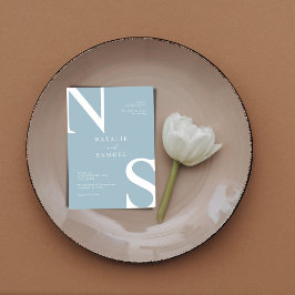 Ice Blue Minimalist & Elegant Bold Initial Bröllop Inbjudningar
