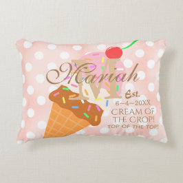 Ice Cream Cone med Sprinkles, Cherry on Top Prydnadskudde