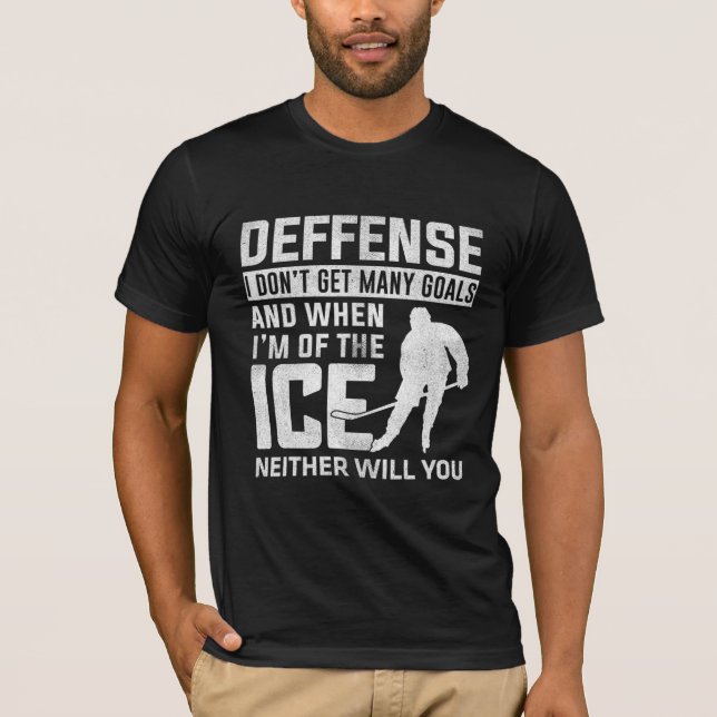 Ice Hockey Defenseman Player Sport Älskare T Shirt (Framsida)