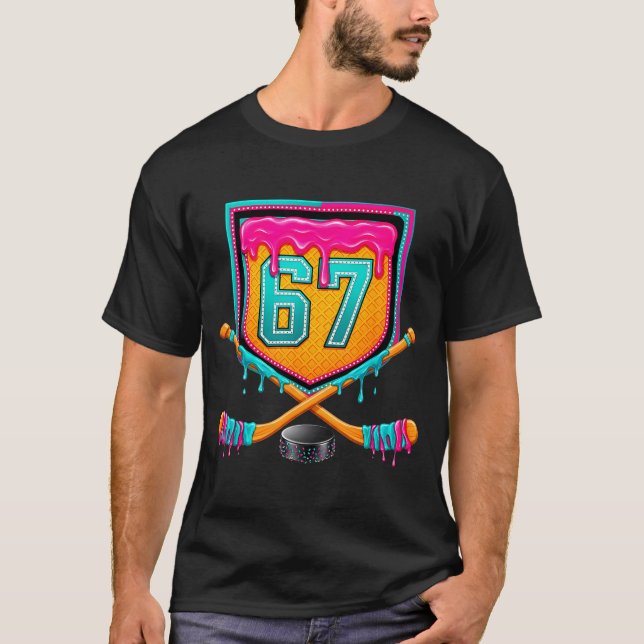 Ice Hockey Drip Number 67 Ice Hockey Player  T Shirt (Framsida)