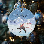 Ice Hockey namn Personlig Watercolor   Julgransprydnad Keramik<br><div class="desc">Den här designen kan vara personlig i det område som tillhandahålls genom att ändra fotot och/eller text. Du kan också anpassa den genom att klicka på Anpassa den här mallen och sedan välja klicka för att anpassa ytterligare alternativ och ta bort eller ändra färg i bakgrunden, lägga till text, ändra...</div>