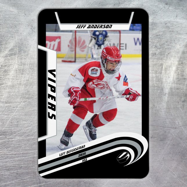 Ice Hockey Player Keepsaké på Silver Black Magnet (Ice Hockey: Sleek silver jersey magnet with customizable player image, logo, and number.)