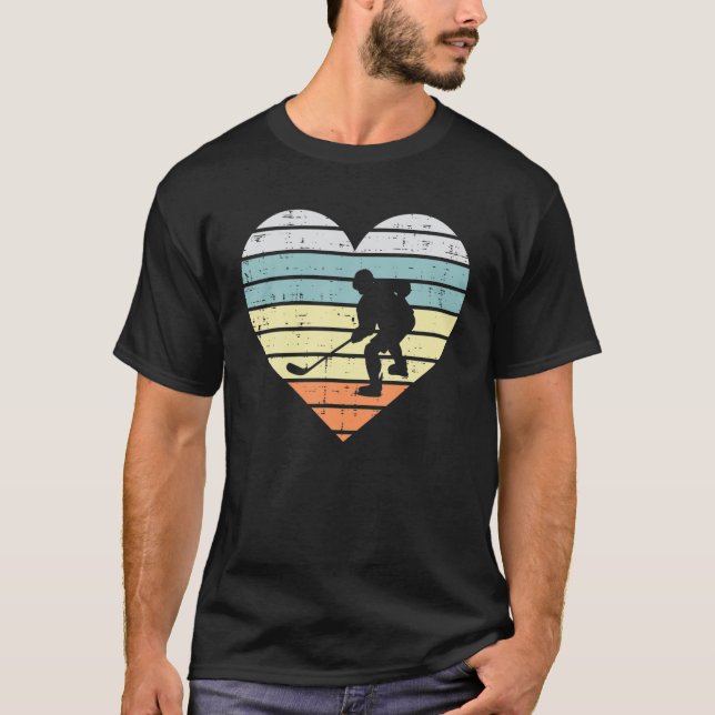 Ice Hockey Player Silhouette Heart Retro Manar Wom T Shirt (Framsida)