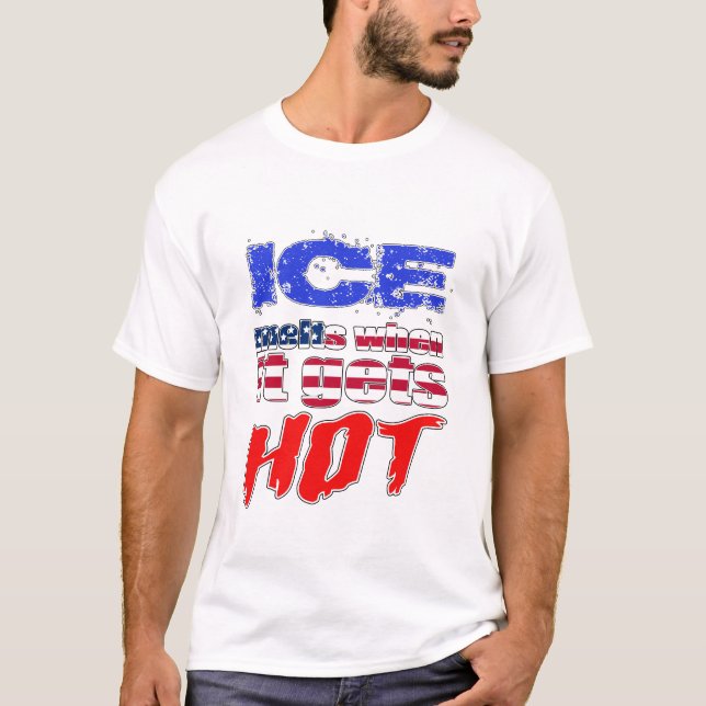 ICE Melts When It Gets Hot US Flag Political Art. T Shirt (Framsida)