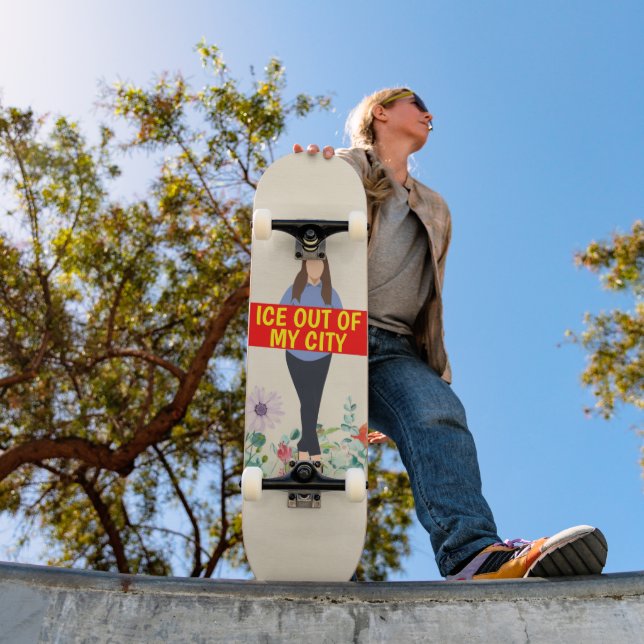 Ice Out of My City Skateboard (Utomhus 1)