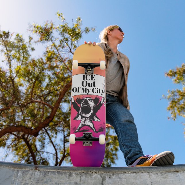 ICE Out of My City Skateboard (Utomhus 1)
