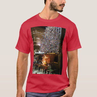 Ice Skating at Rockefeller Center NYC NY T Shirt