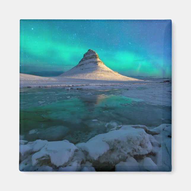 Ice & Snö | Kirkjuföll Mountain, Island Magnet (Framsidan)