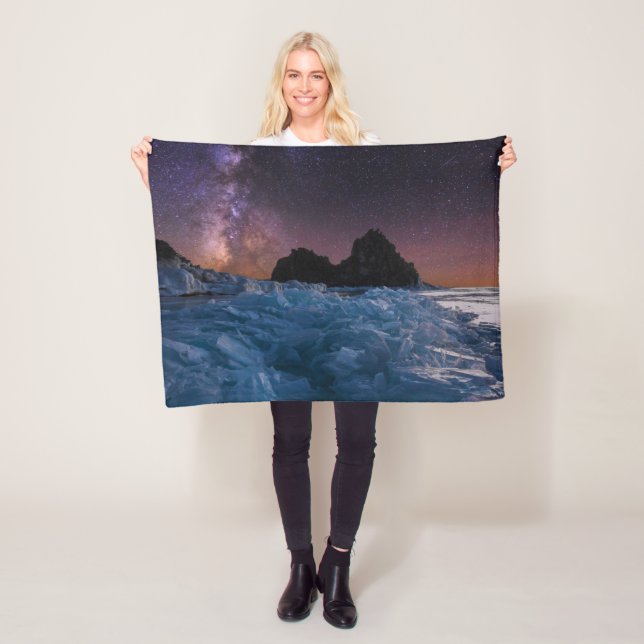 Ice & Snö | Sjö Baikal, Sibirien, Ryssland Fleecefilt (På plats)