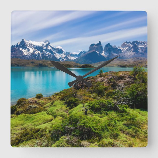 Ice & Snow | Lake Pehoe, Patagonia, Chile Fyrkantig Klocka (Framsida)
