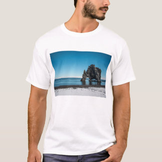 Iceland Ocean view Hvitserkur T Shirt