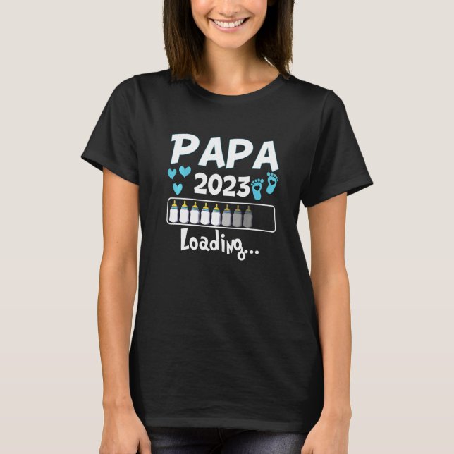 Ich Werde Papa Loading 2023 Baby Announcement Boy  T Shirt (Framsida)