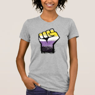 Icke-binär stolthetsprotest näve t shirt
