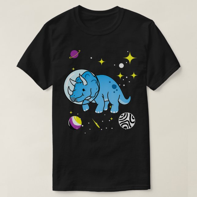 Icke-binära triceratops in Space Nonbinary Pride T Shirt (Design framsida)