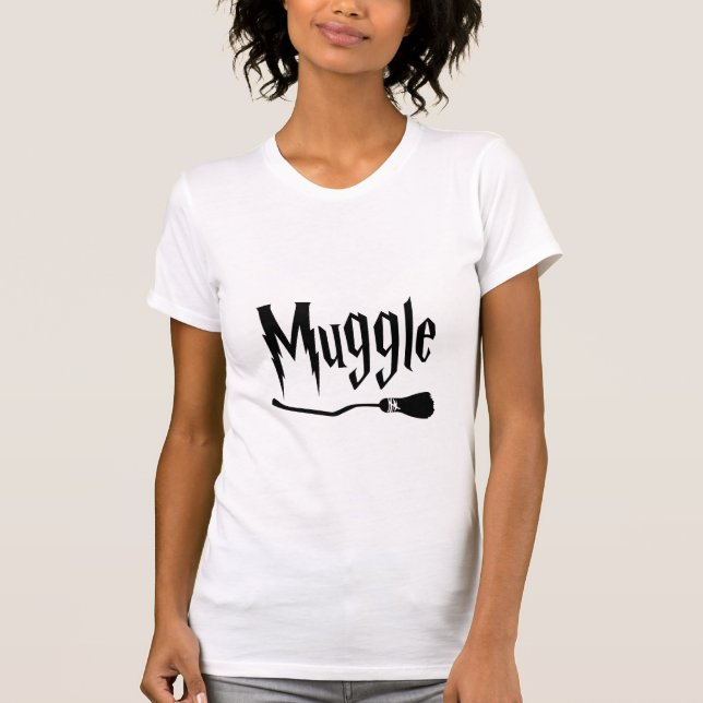 Icke-magiskt Witch och guidedesign med broom T Shirt (Framsida)