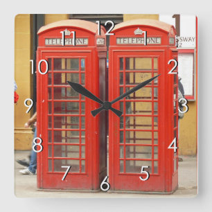 Iconic rött ringer boxas i London Fyrkantig Klocka