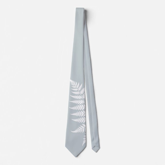 Icy Blue White Fern Enkel Elegant Bröllop Slips (Framsida)