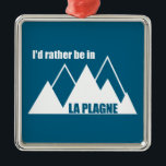 I'd Rather Be In La Plagne France Mountain Julgransprydnad Metall<br><div class="desc">La Plagne France is actually a collection of 11 different villages, ranging from traditional valley hamlets to high-altitude mountain hubs. It is linked to Les Arcs to form the Paradiski area. It has 425 km of ski runs in the heart of the Vanoise national park and the Paradiski area, from...</div>