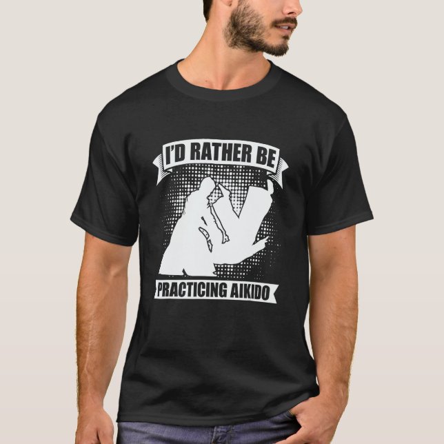I'd Rather Be Practicing Martial Samurai Fighter A T Shirt (Framsida)
