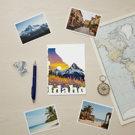 Idaho-form med berg och vilda blommor vykort