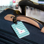 Idaho Heart | Hemstat Bagagebricka<br><div class="desc">Lyft upp Idaho med den här söta turkosen och rosa bagagetaggen med en silhouette karta i Idaho med ett rosa hjärta inuti, överlagd på ett trendig med en akvaribakgrund i rand. Den här söta designen i trendig färg är en underbar julstuffare eller gåva till kvinnor, tonåringar och flickor, oavsett om...</div>
