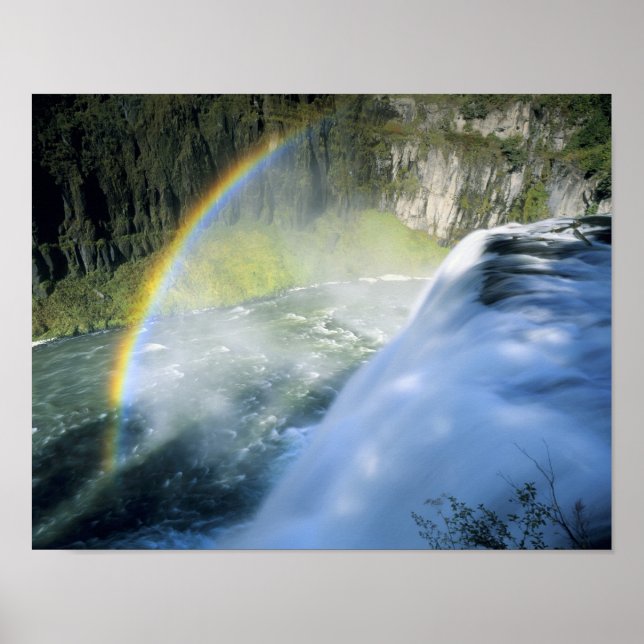 Idaho. USA. Regnbåge i spray ovanför Upper Mesa Poster (Framsidan)