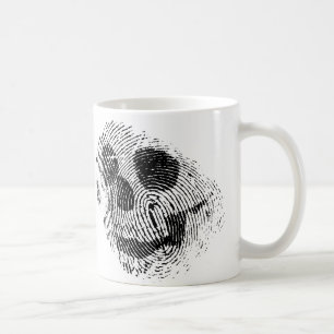 Identifiera med fingeravtryck skallen kaffemugg