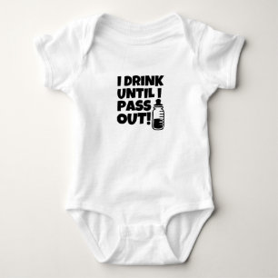 Idrink till, ipass, ut som är roliga, bebis, tröja
