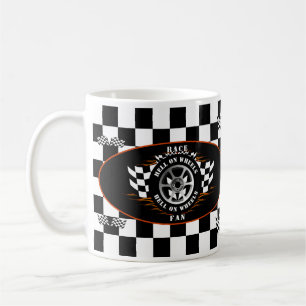 Idrottsbilars Tävla Hjulkontrollerad Flagga Flames Kaffemugg