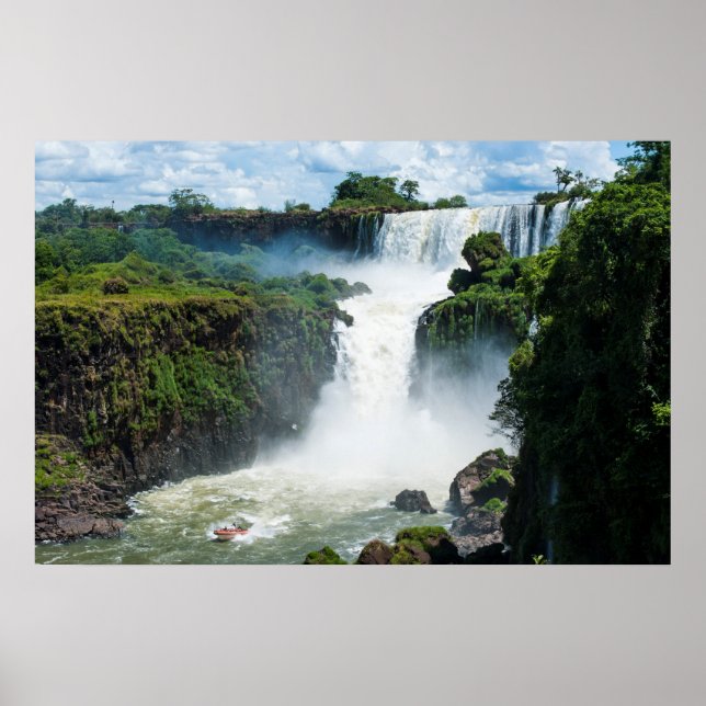Iguazu Falls Omgiven Av Djungel Poster (Framsidan)