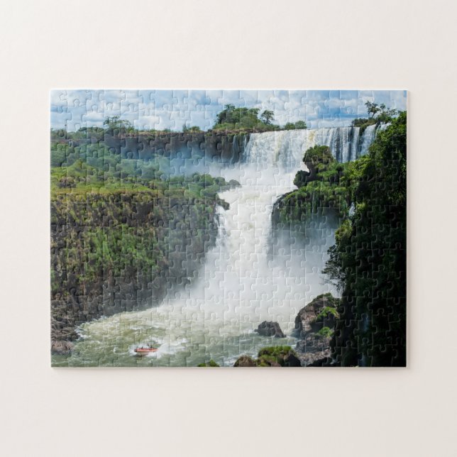 Iguazu Falls Omgiven Av Djungel Pussel (Horisontell)