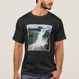 Iguazu Falls omgiven av djungel T Shirt